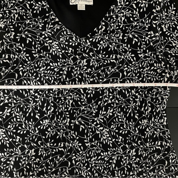 Dressbarn Black and White Flutter Sleeve Sheath Dress Size 14 - Picture 5 of 6